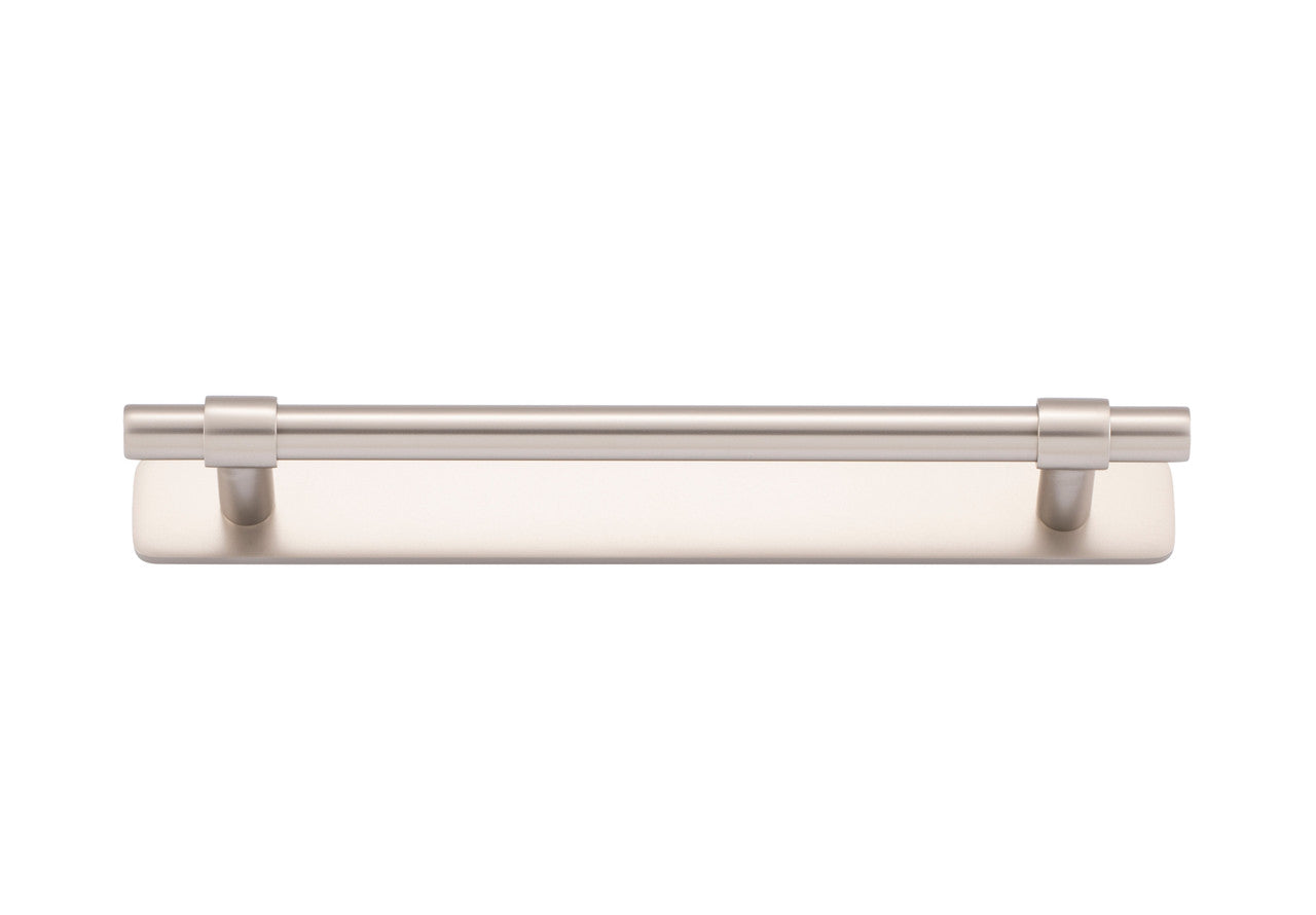 Cabinet Pull Helsinki incl Backplate