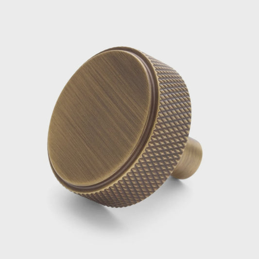 Octavia Round Knurled Knob