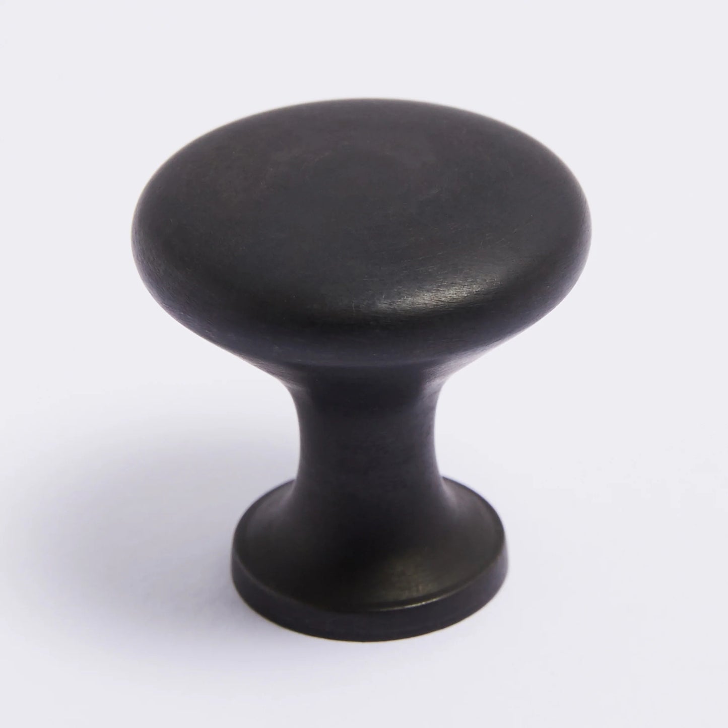 Ascot Knob