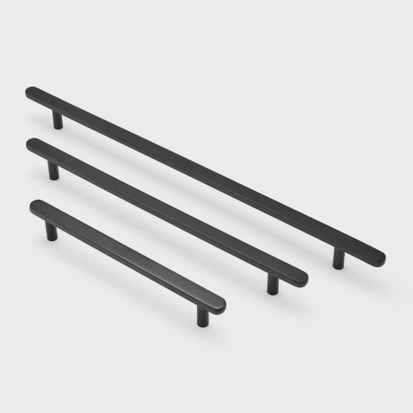 Imogen Appliance Pull Matt Black