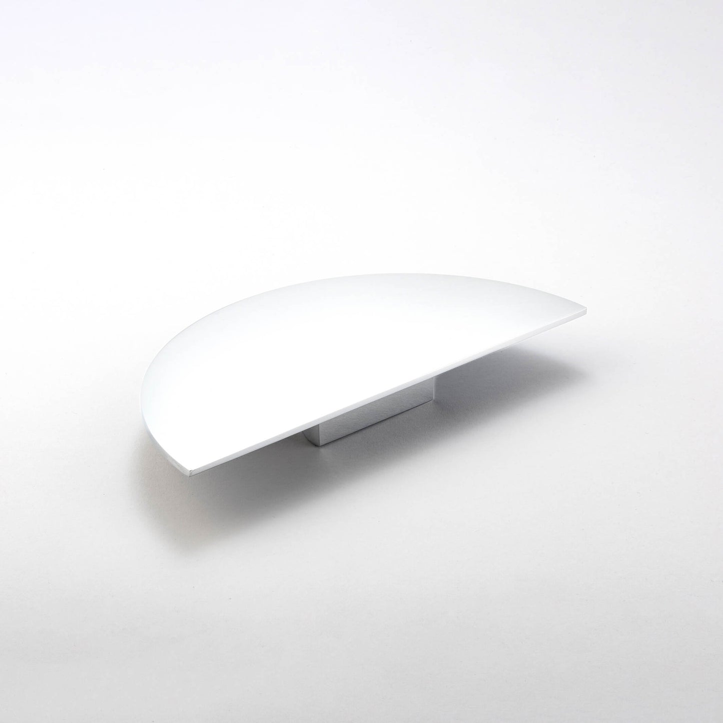 Large Pull Osaka Half Moon