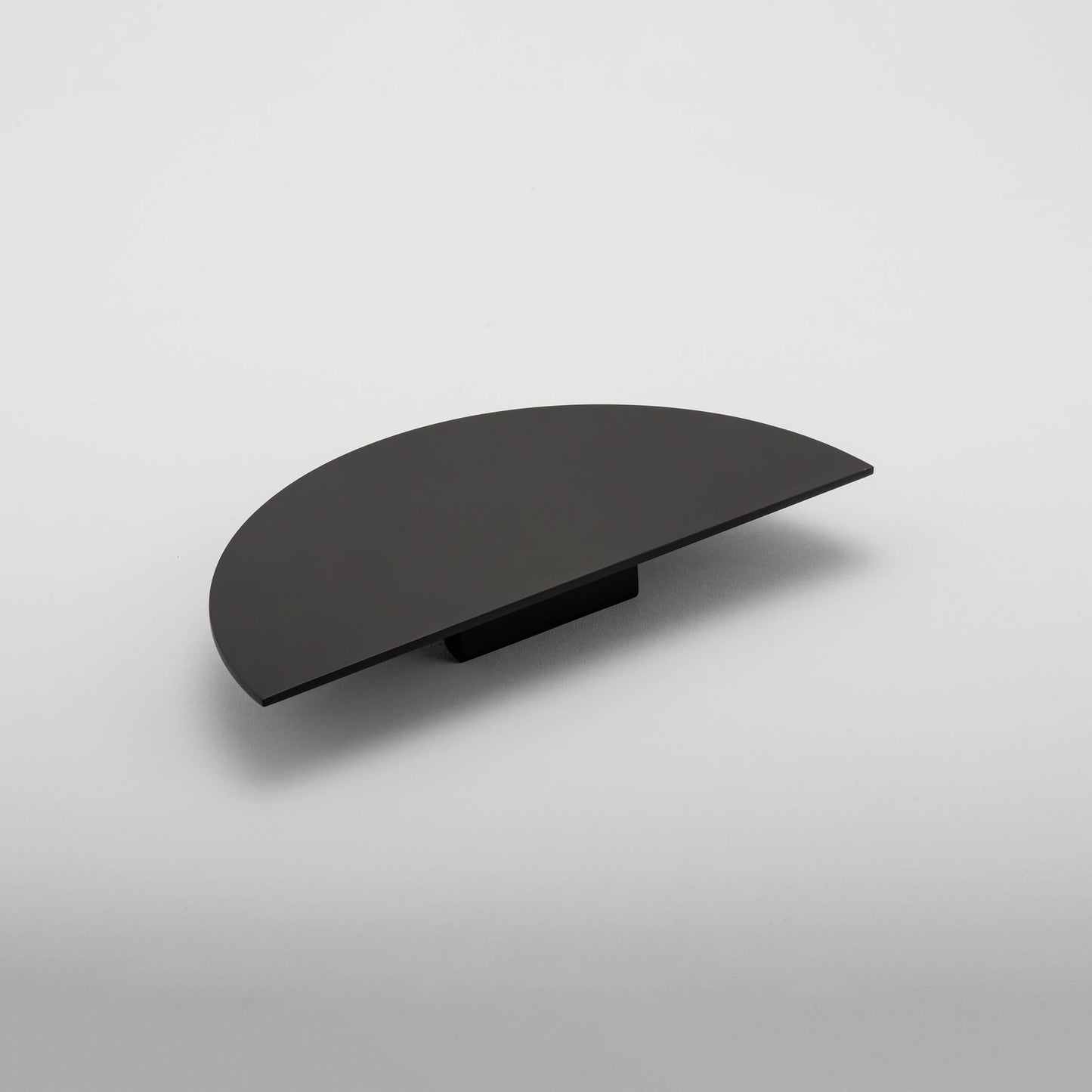 Large Pull Osaka Half Moon