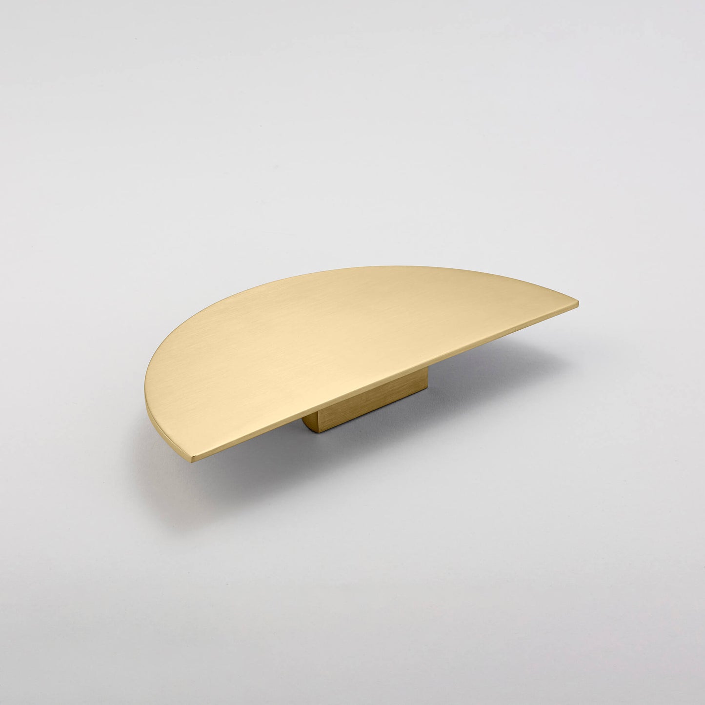 Large Pull Osaka Half Moon