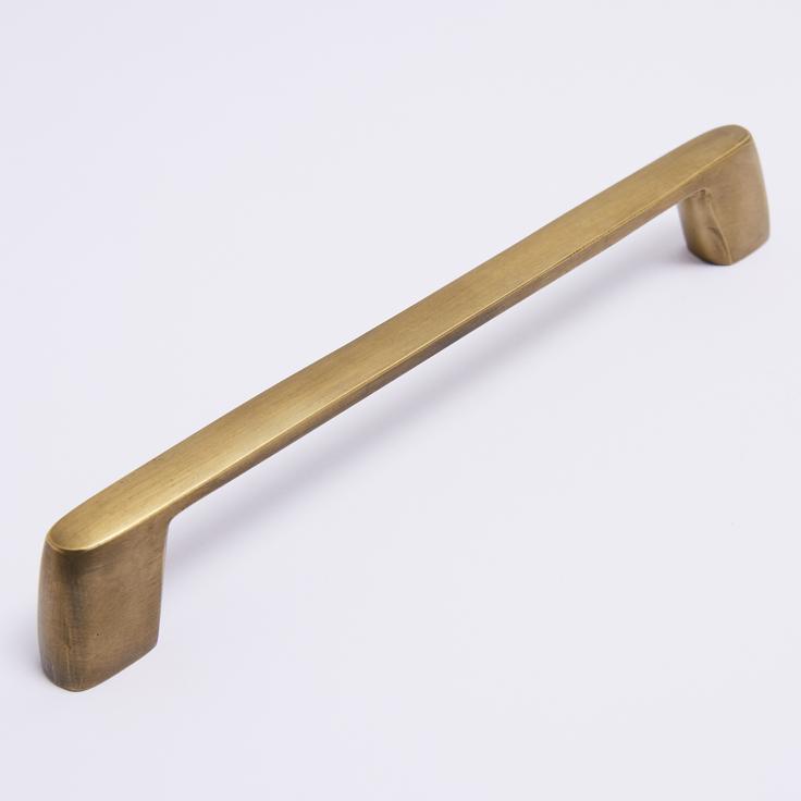 Surrey Handle
