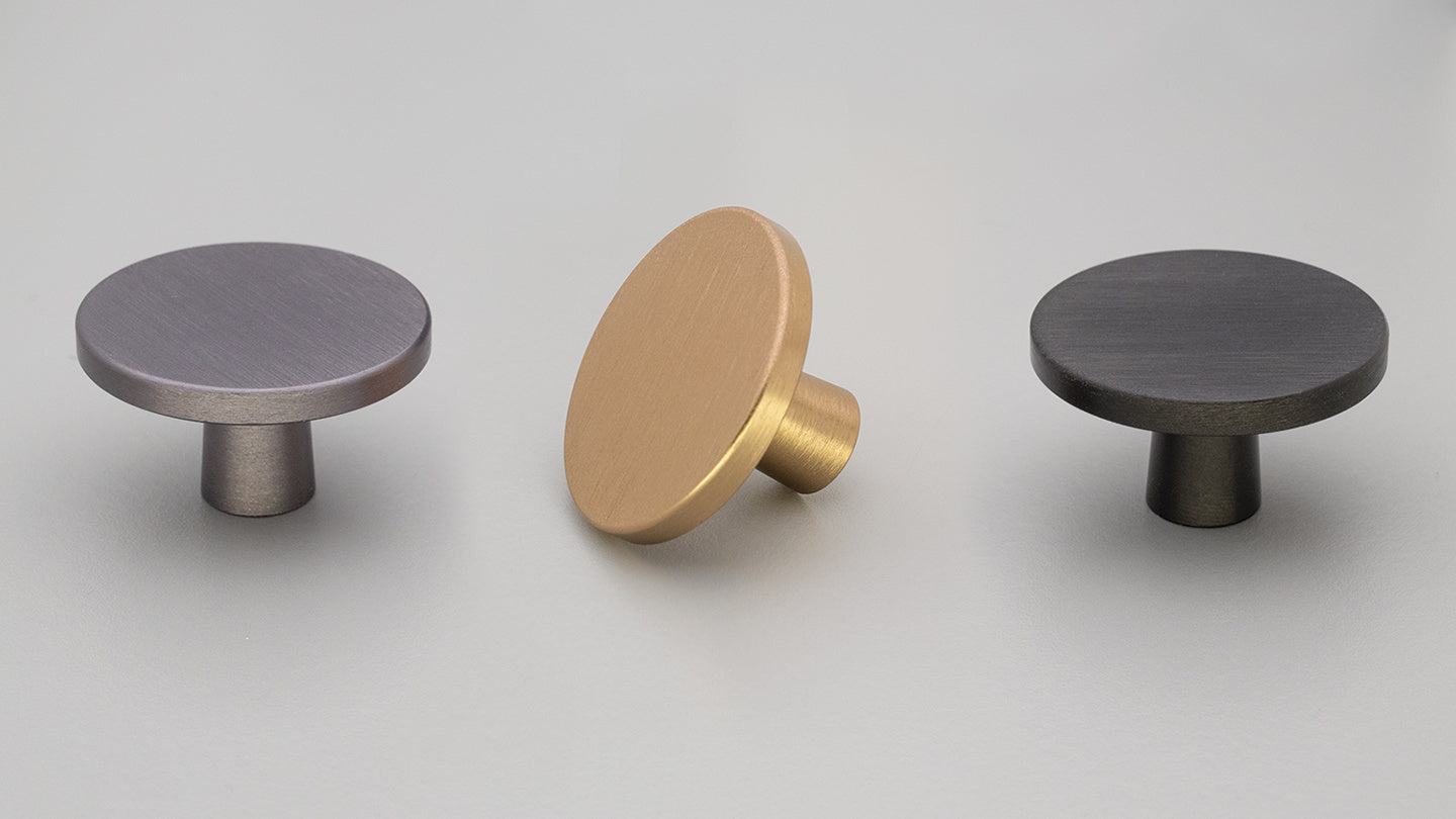L838 Clare Aluminium Knob