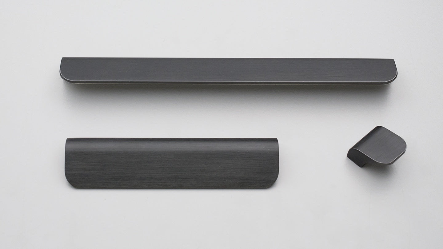 L839 Clare Aluminium pull