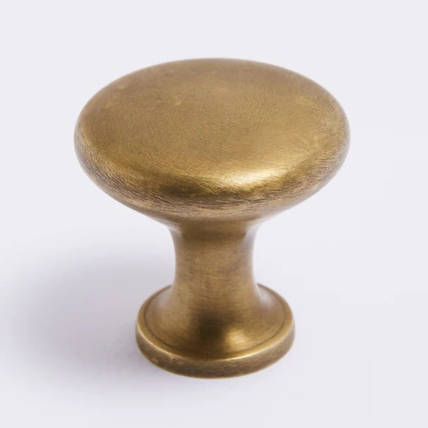 Ascot Knob
