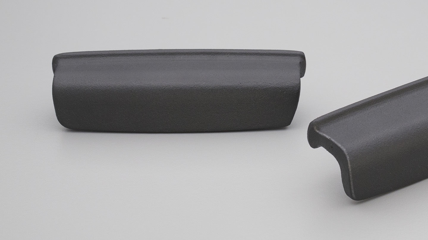 L841 Iron Pull 96mm C to C Black