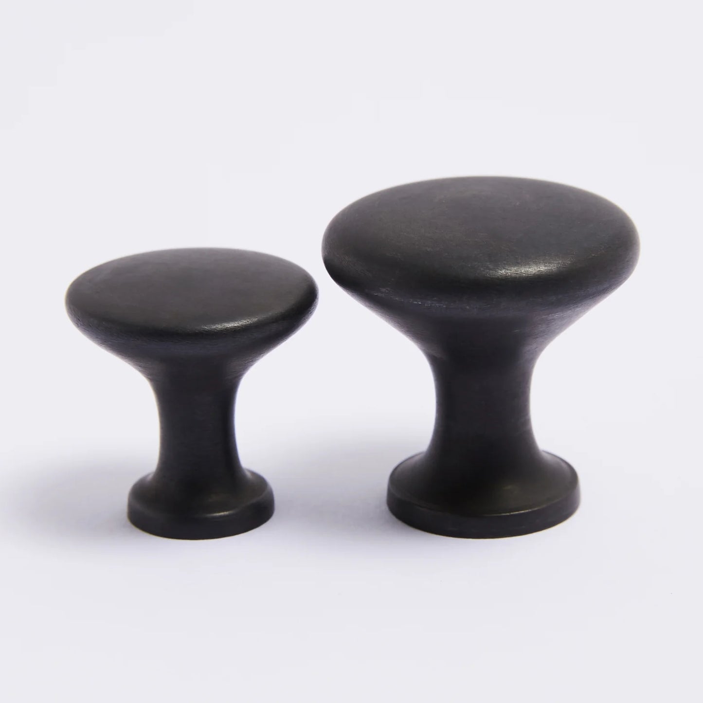 Ascot Knob