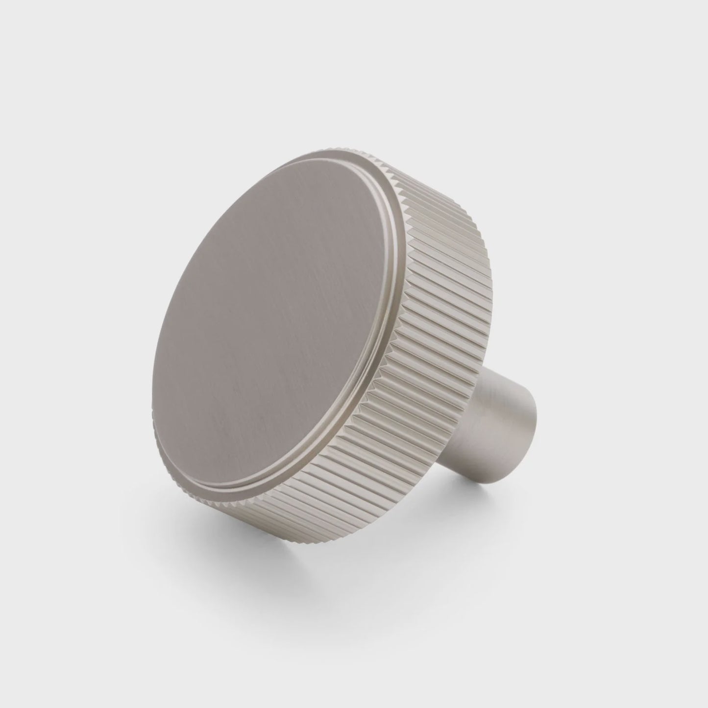 Artemis Round Fluted Knob