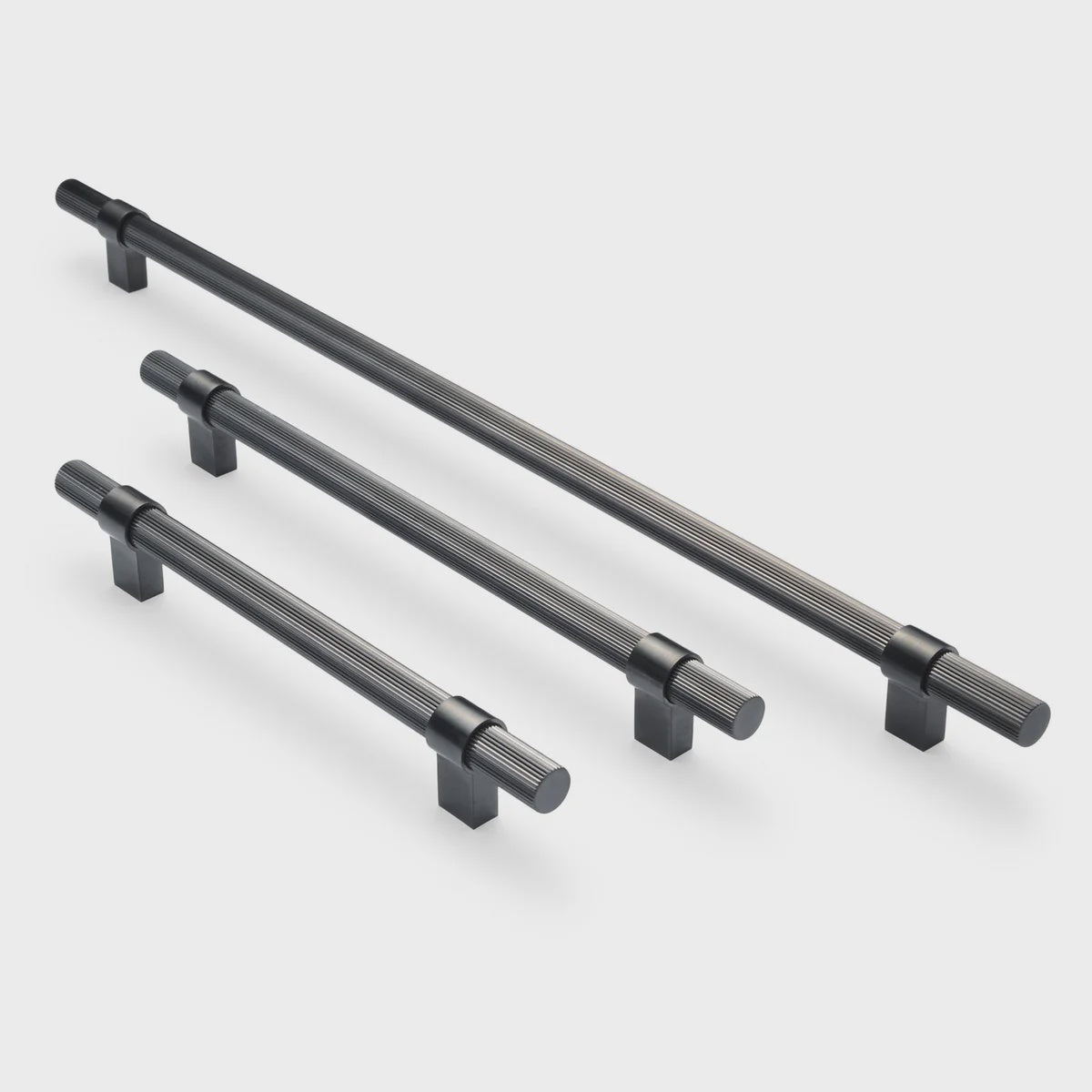 Cassandra Fluted Cabinet Handle Gunmetal