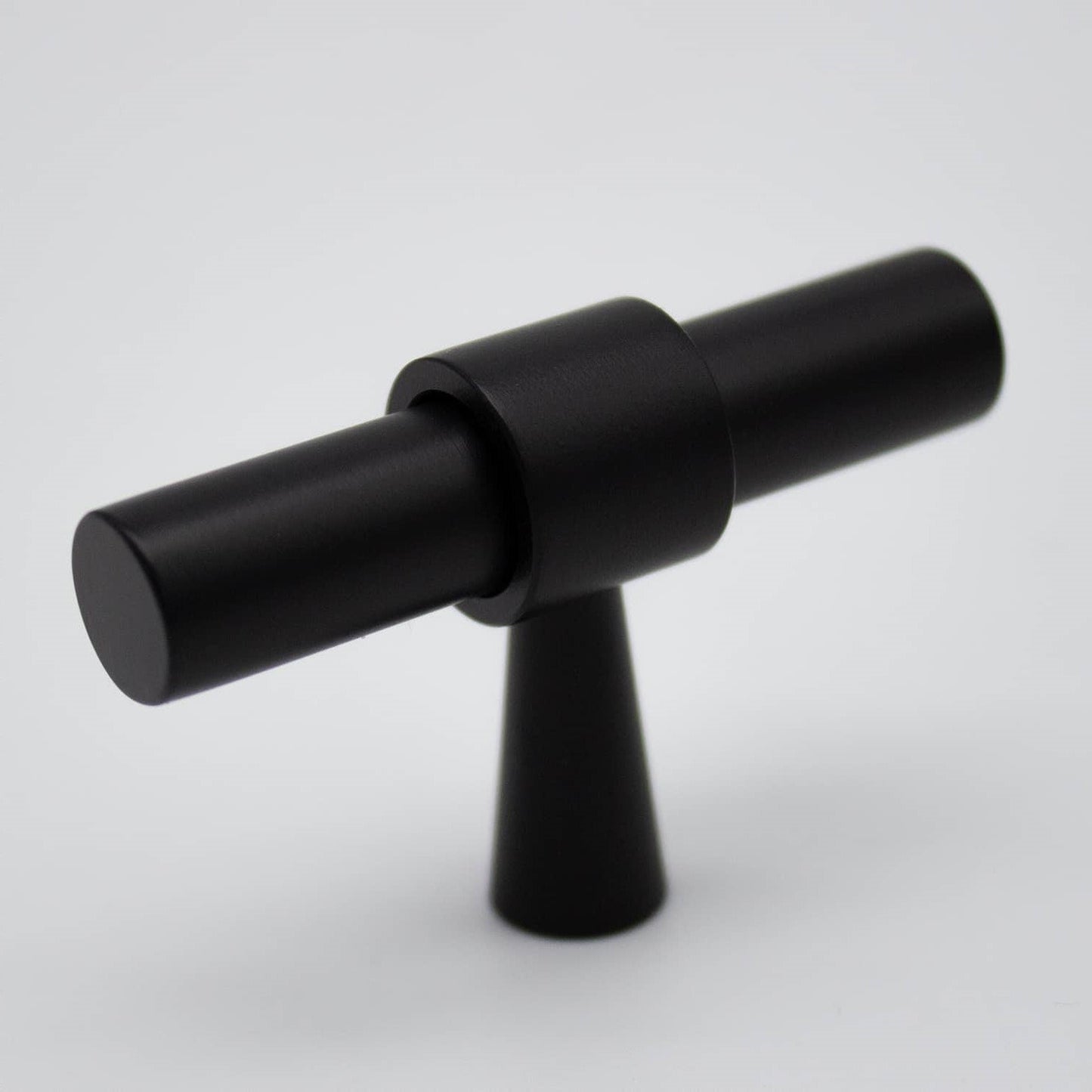Cora T-Bar
