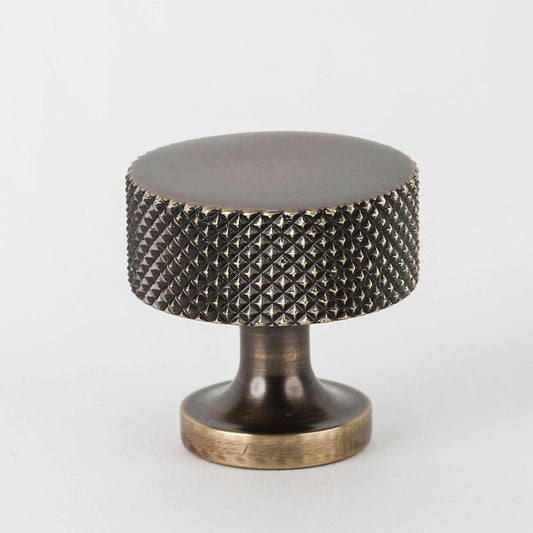 New Yorker Knob